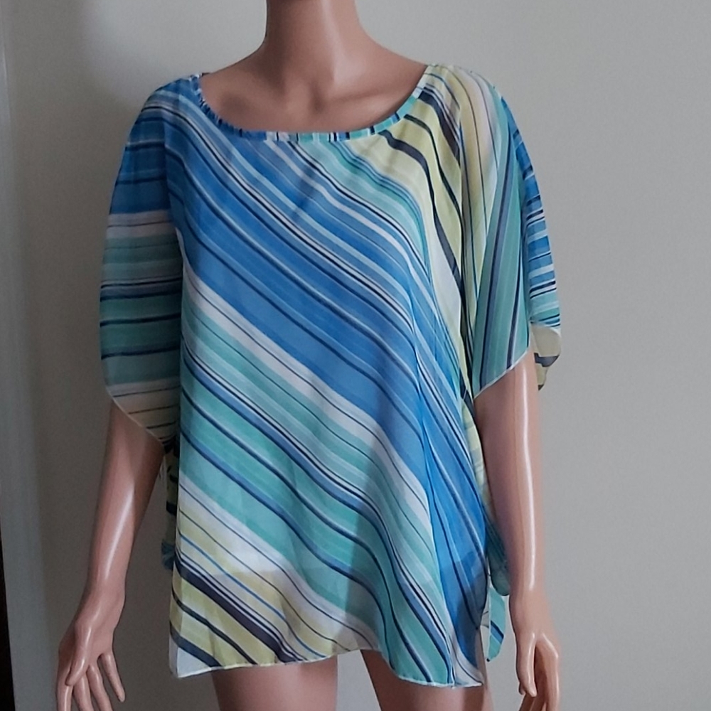 Womens Size Small Stem & Vine Blouse